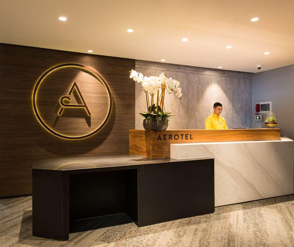 Aerotel London Heathrow Інтер'єр фото